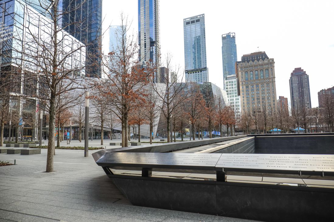 9/11 memorial with no people